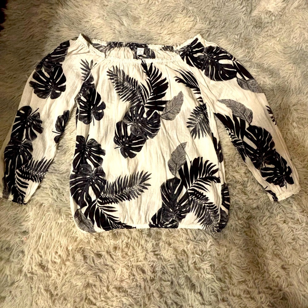 Old Navy Palm Print Relaxed Ruched Blouse